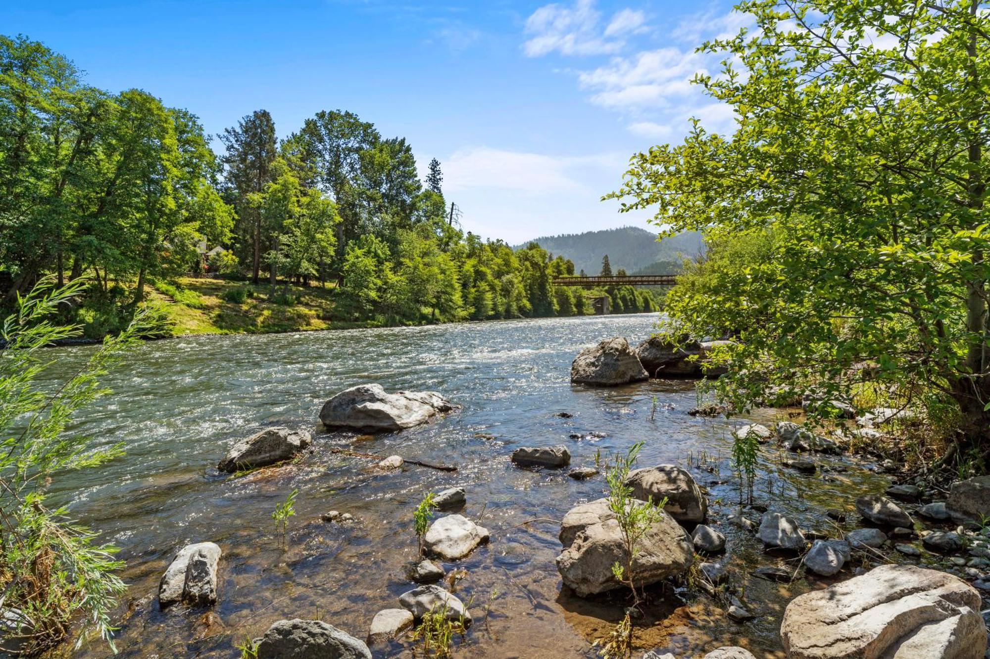 Weasku Inn Grants Pass Εξωτερικό φωτογραφία